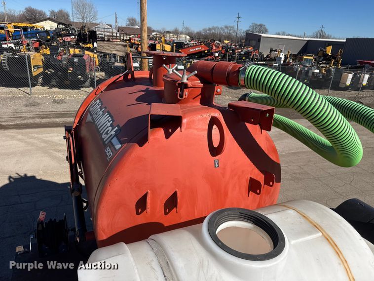 image for item ET4496 2008 Ford F750 Super Duty XL  flatbed truck with vacuum excavator