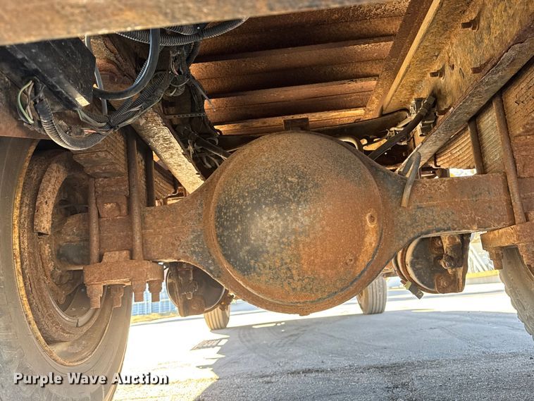 image for item ET4496 2008 Ford F750 Super Duty XL  flatbed truck with vacuum excavator