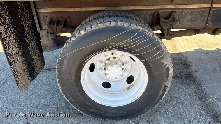 image for item ET4496 2008 Ford F750 Super Duty XL  flatbed truck with vacuum excavator