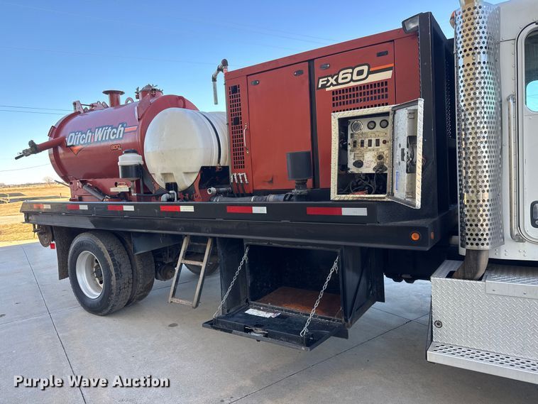 image for item ET4497 2009 Kenworth T270 flatbed truck with vacuum excavator