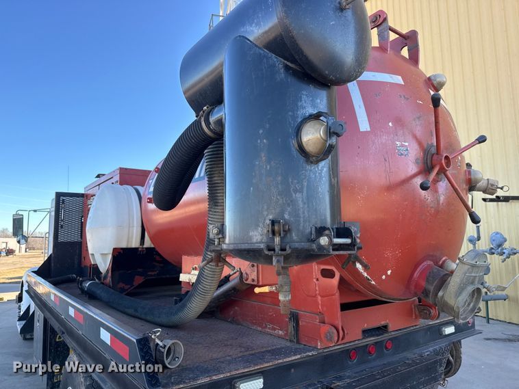 image for item ET4497 2009 Kenworth T270 flatbed truck with vacuum excavator