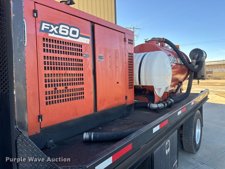 image for item ET4497 2009 Kenworth T270 flatbed truck with vacuum excavator