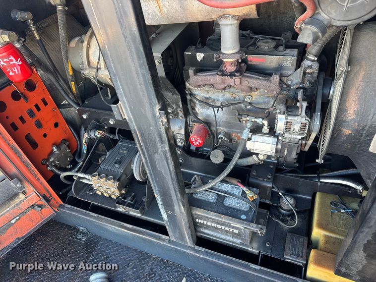 image for item ET4497 2009 Kenworth T270 flatbed truck with vacuum excavator