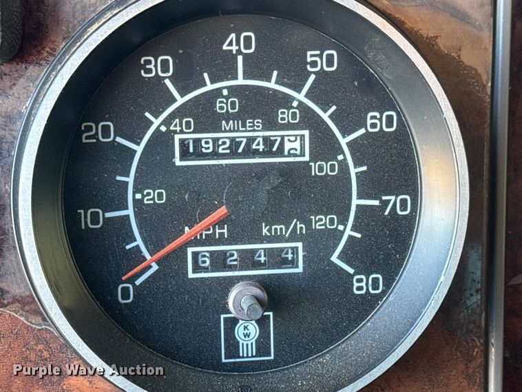 image for item ET4497 2009 Kenworth T270 flatbed truck with vacuum excavator