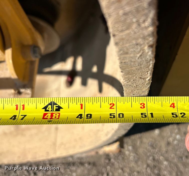 image for item ET6894 2018 Caterpillar CB15 double drum vibratory roller