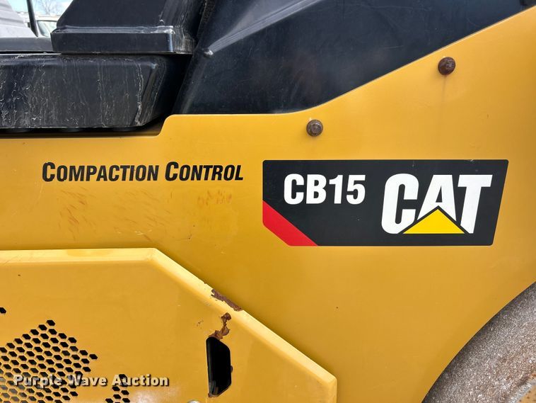image for item ET6895 2018 Caterpillar CB15 double drum vibratory roller