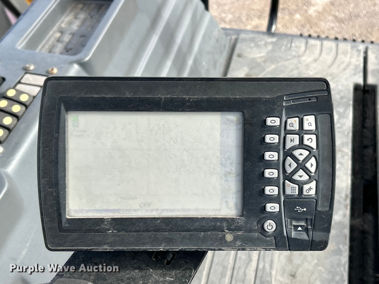 image for item ET6895 2018 Caterpillar CB15 double drum vibratory roller