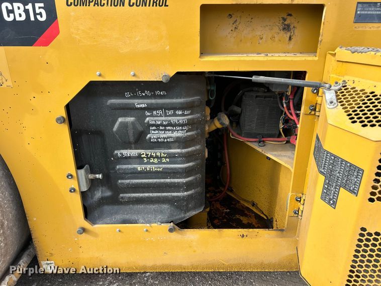 image for item ET6895 2018 Caterpillar CB15 double drum vibratory roller
