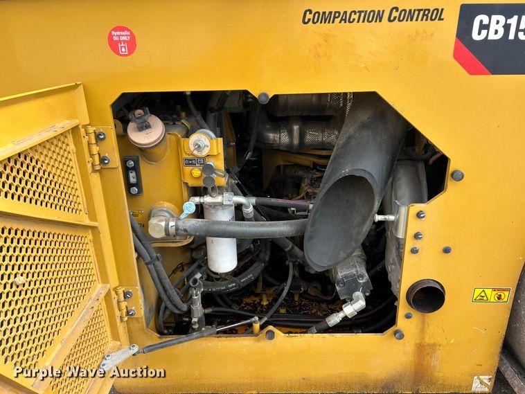 image for item ET6895 2018 Caterpillar CB15 double drum vibratory roller