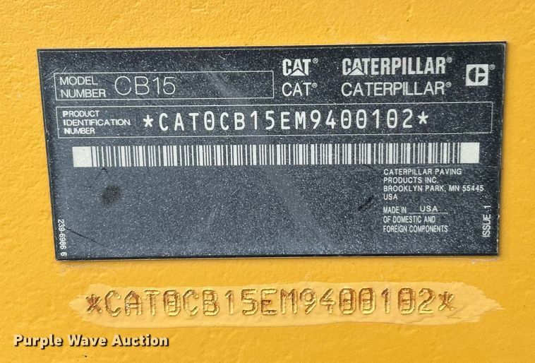 image for item ET6895 2018 Caterpillar CB15 double drum vibratory roller