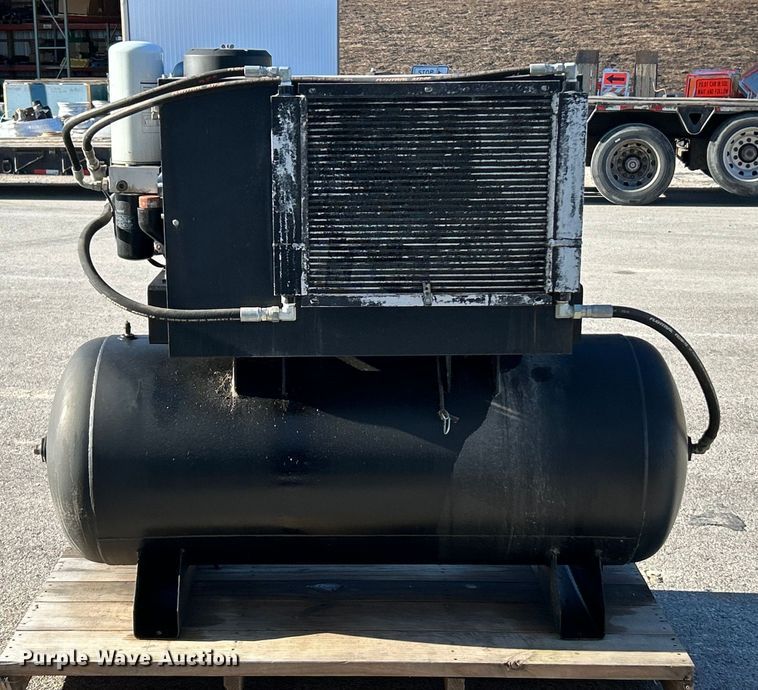 image for item ET6898 Industrial Gold air compressor