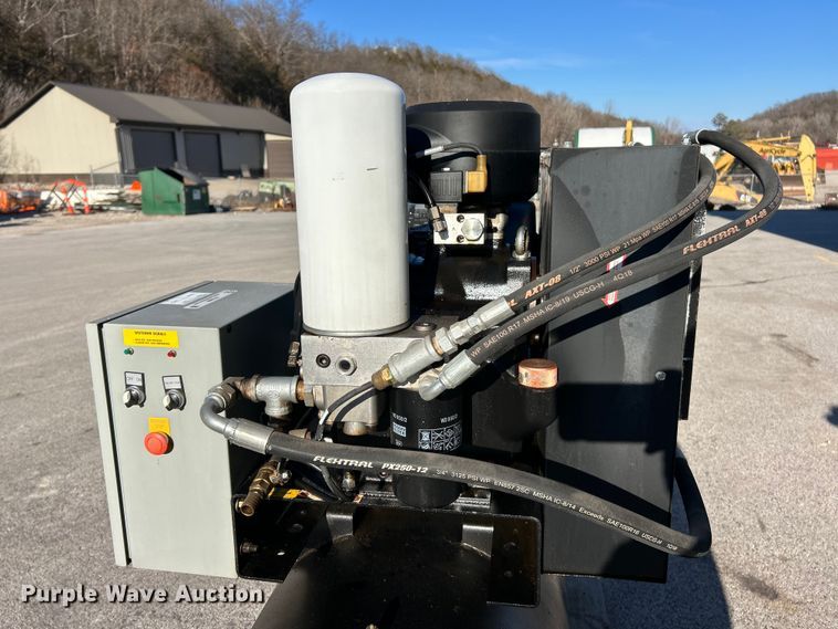 image for item ET6898 Industrial Gold air compressor