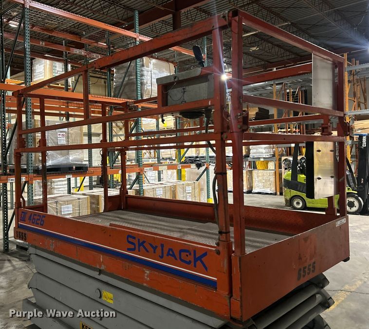 image for item ET6927 Skyjack SJ4626 scissor lift