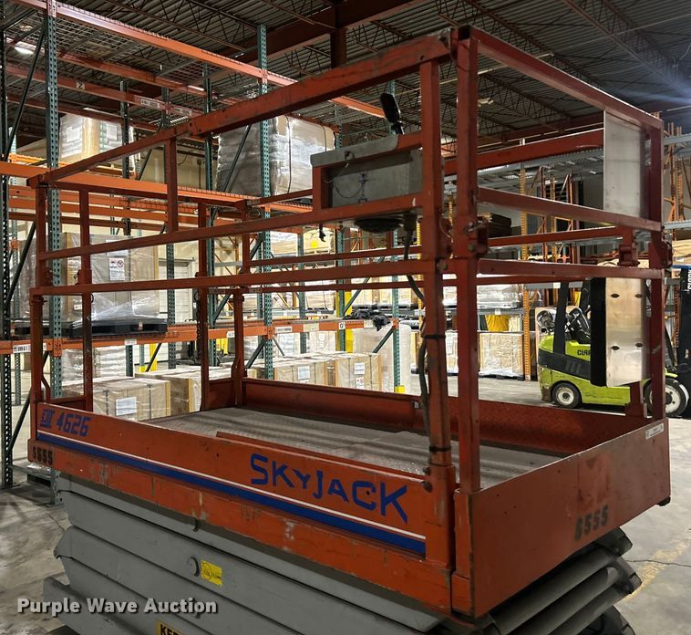 image for item ET6927 Skyjack SJ4626 scissor lift