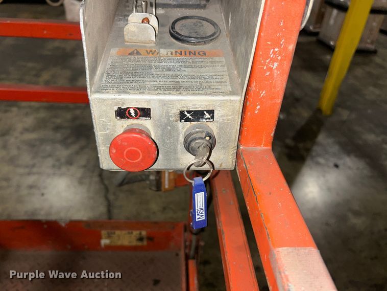 image for item ET6927 Skyjack SJ4626 scissor lift