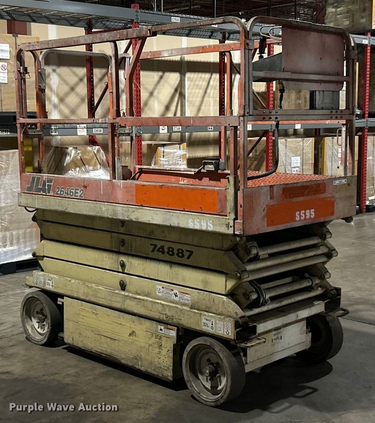 image for item ET6928 JLG 2646E2 scissor lift