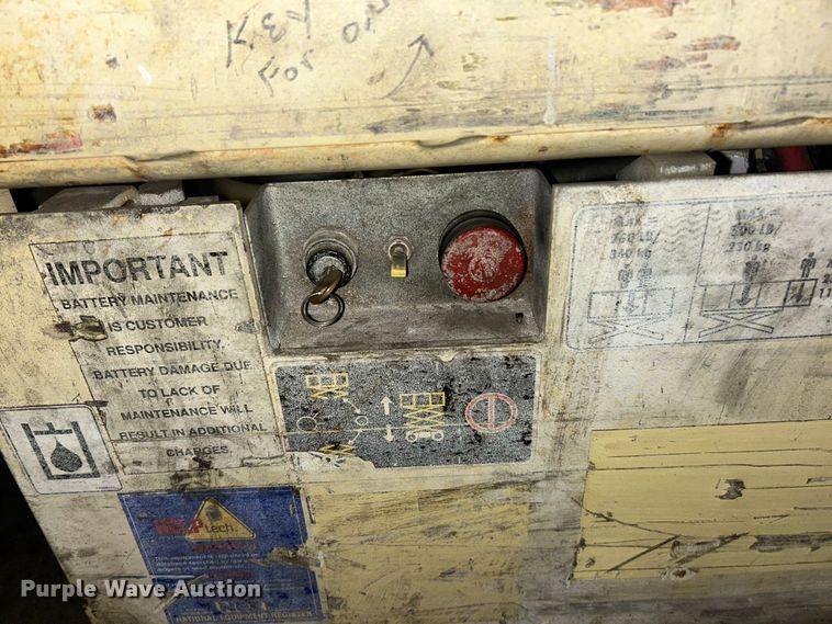 image for item ET6928 JLG 2646E2 scissor lift