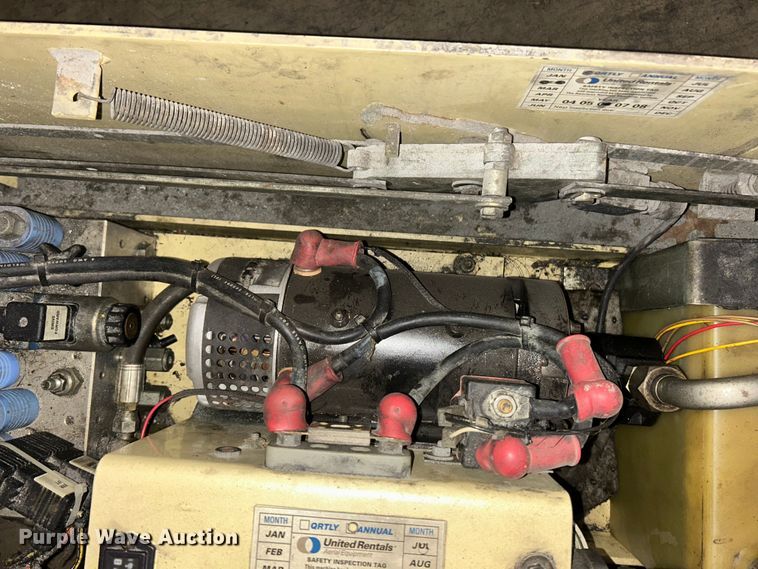 image for item ET6928 JLG 2646E2 scissor lift