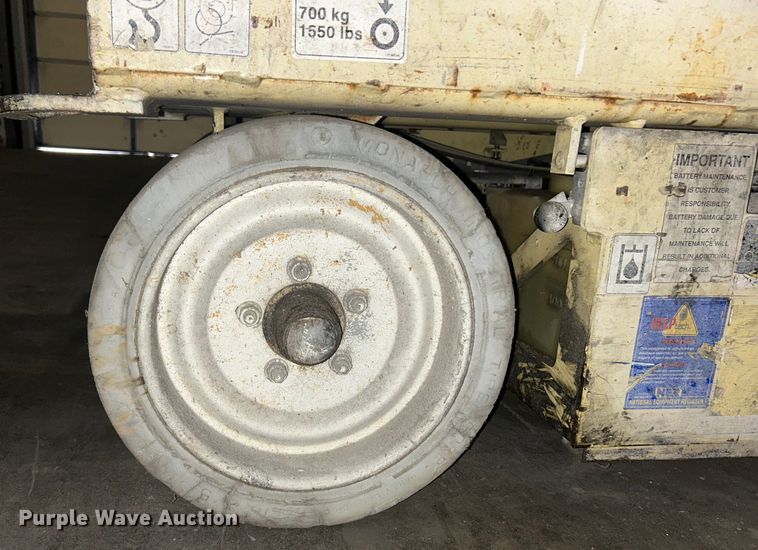 image for item ET6928 JLG 2646E2 scissor lift