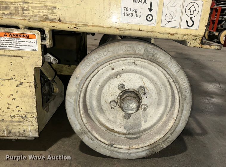 image for item ET6928 JLG 2646E2 scissor lift