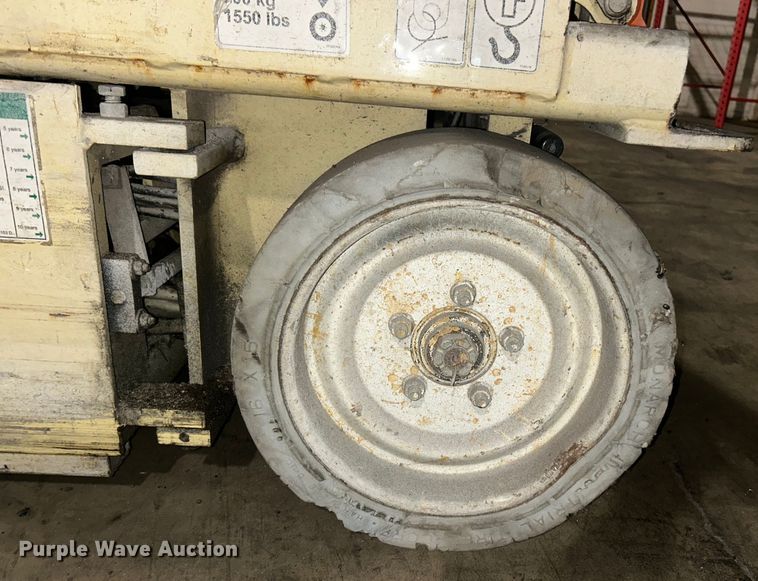 image for item ET6928 JLG 2646E2 scissor lift