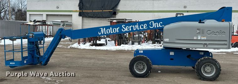 image for item ET6929 2005 Genie S-45 boom lift