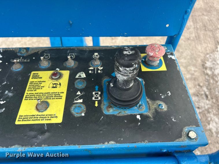 image for item ET6929 2005 Genie S-45 boom lift