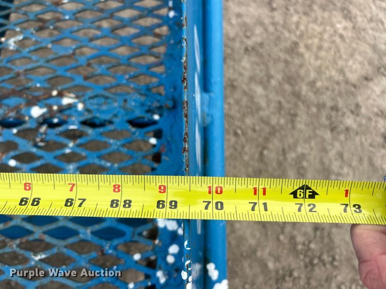 image for item ET6929 2005 Genie S-45 boom lift