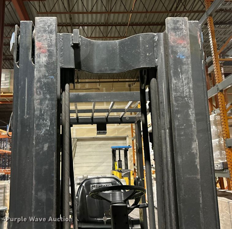 image for item ET6930 Clark C25C forklift