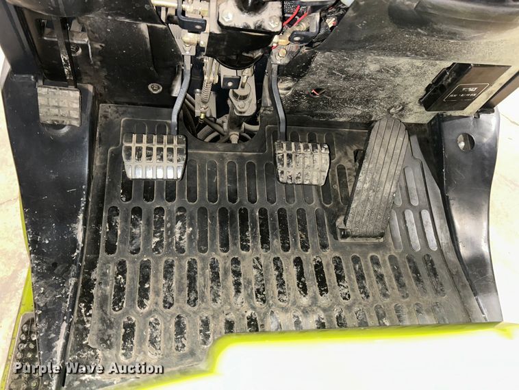 image for item ET6930 Clark C25C forklift