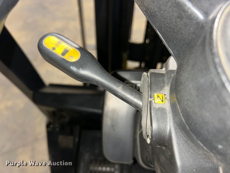 image for item ET6930 Clark C25C forklift