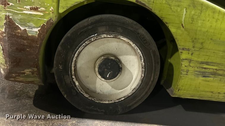 image for item ET6930 Clark C25C forklift