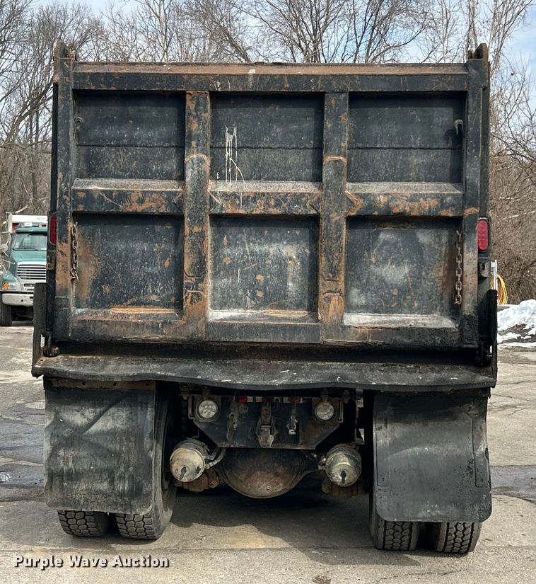 image for item ET6940 1998 Sterling LT9522 dump truck