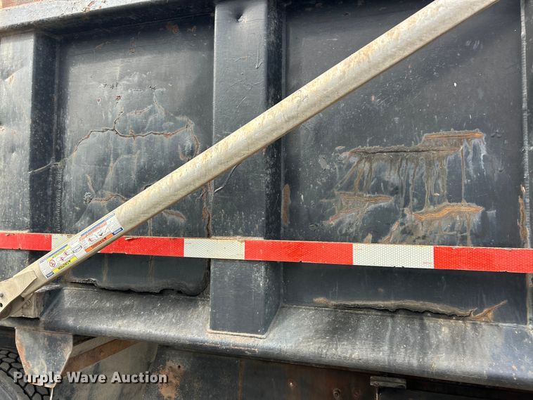 image for item ET6940 1998 Sterling LT9522 dump truck