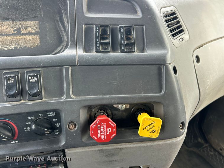 image for item ET6940 1998 Sterling LT9522 dump truck