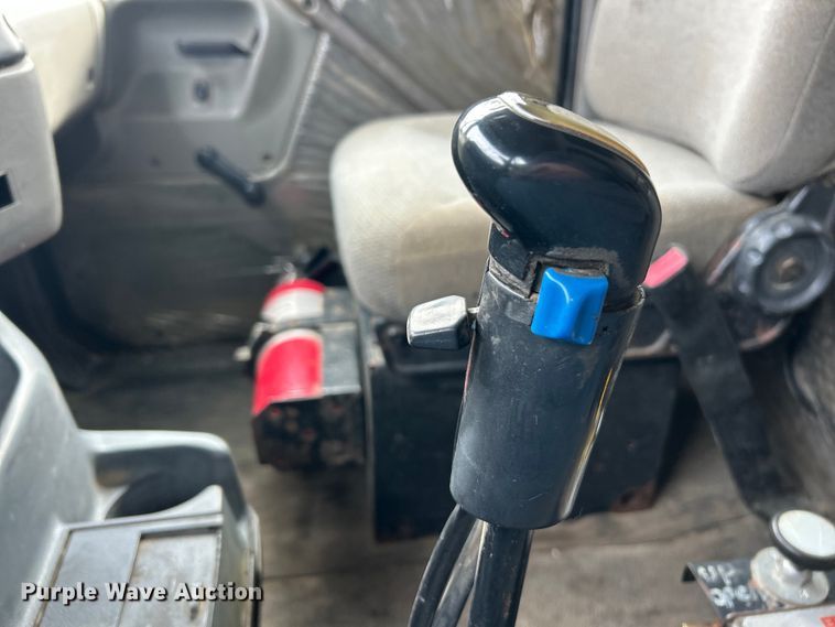 image for item ET6940 1998 Sterling LT9522 dump truck