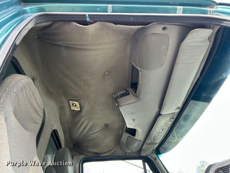 image for item ET6940 1998 Sterling LT9522 dump truck