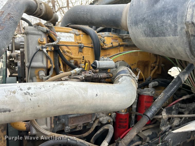 image for item ET6940 1998 Sterling LT9522 dump truck