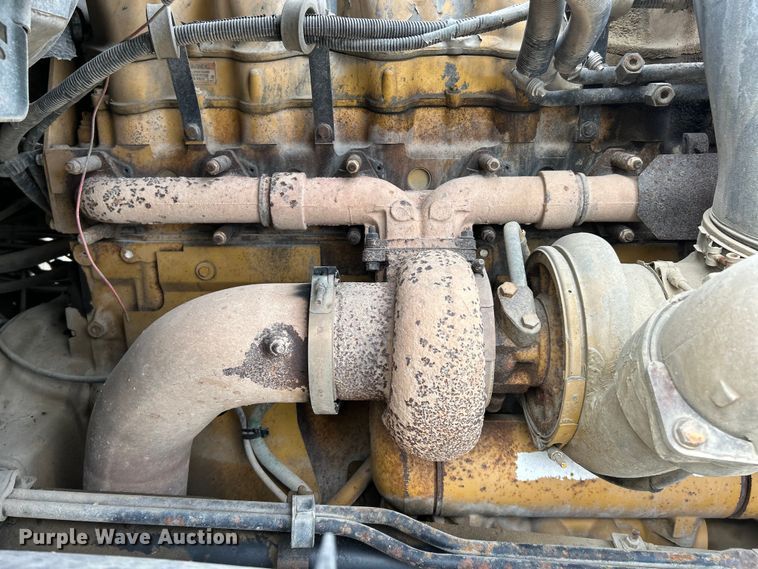 image for item ET6940 1998 Sterling LT9522 dump truck