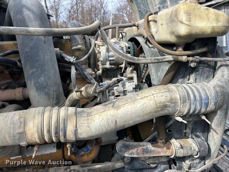 image for item ET6940 1998 Sterling LT9522 dump truck