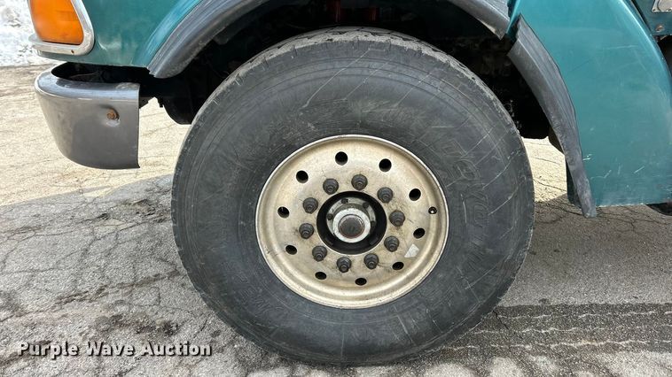 image for item ET6940 1998 Sterling LT9522 dump truck