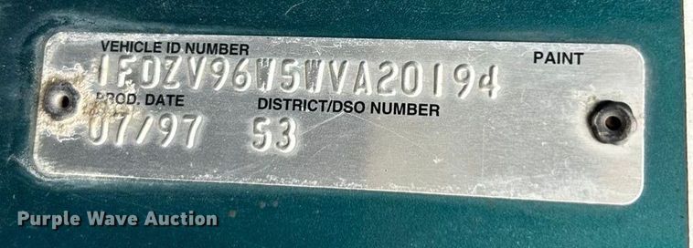 image for item ET6940 1998 Sterling LT9522 dump truck