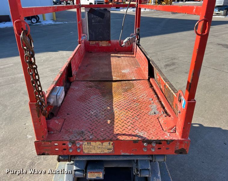 image for item ET6942 2008 Skyjack SJ III 3219 scissor lift