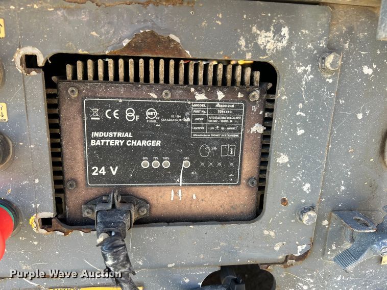 image for item ET6942 2008 Skyjack SJ III 3219 scissor lift