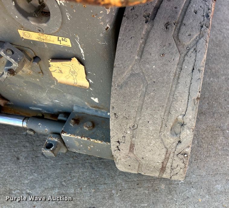 image for item ET6943 2008 SkyJack SJIII 3219 scissor lift