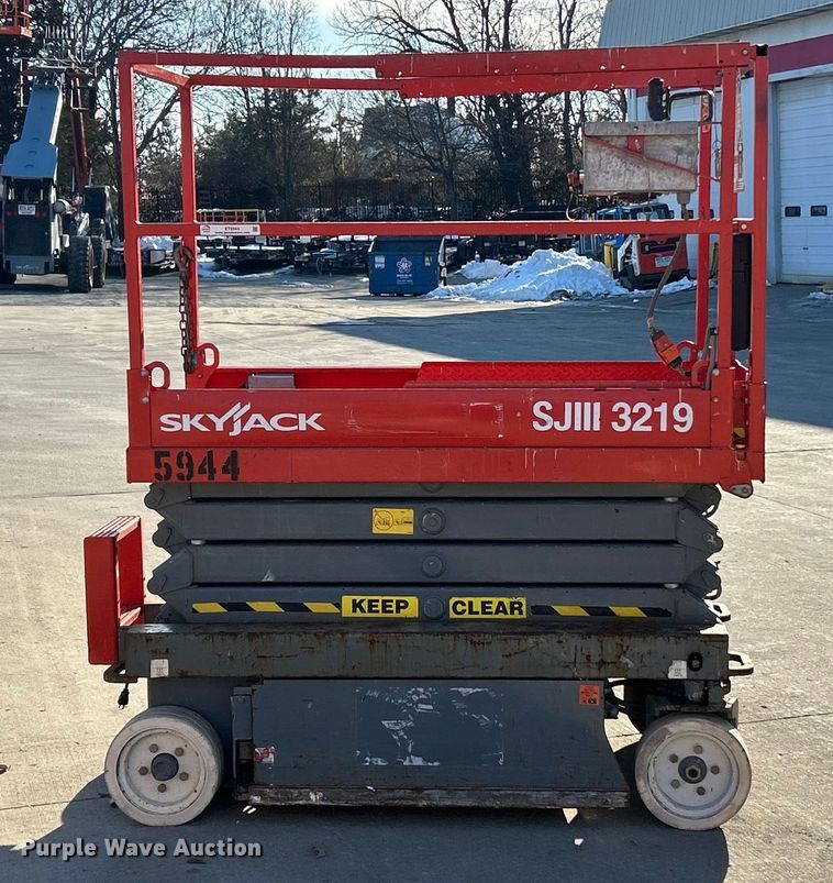 image for item ET6944 2008 Skyjack SJIII 3219 scissor lift