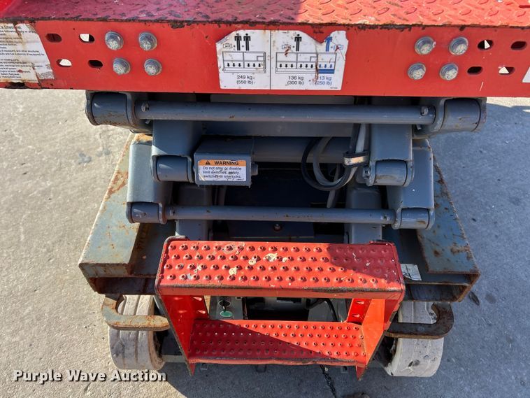 image for item ET6944 2008 Skyjack SJIII 3219 scissor lift