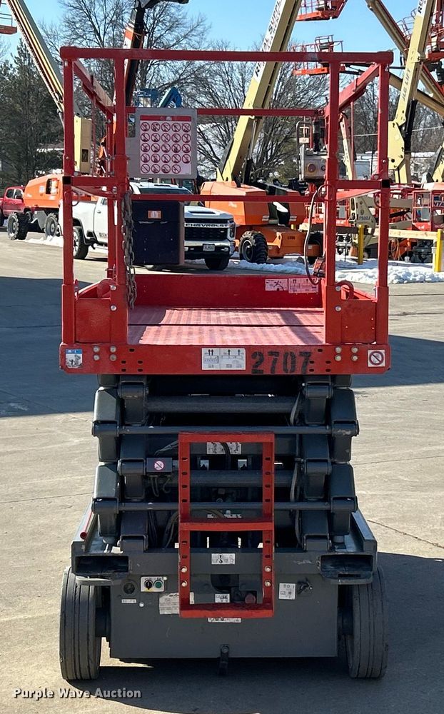 image for item ET6946 2007 Skyjack SJIII 4632 scissor lift