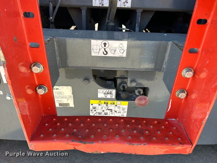 image for item ET6946 2007 Skyjack SJIII 4632 scissor lift