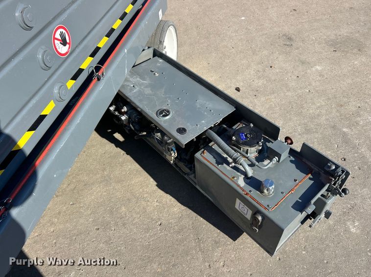 image for item ET6946 2007 Skyjack SJIII 4632 scissor lift